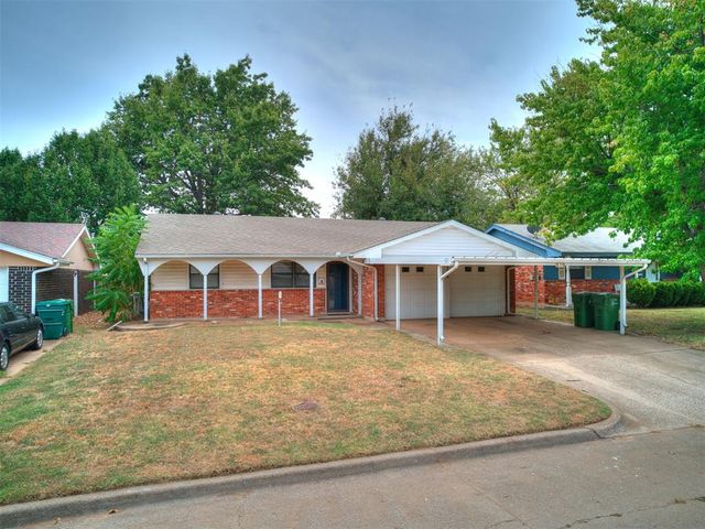 210 E Cherry Avenue, Yukon, OK 73099