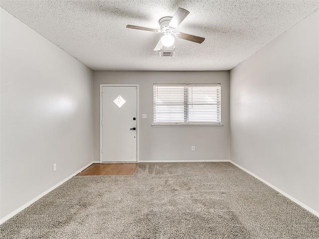 210 E Cherry Avenue, Yukon, OK 73099
