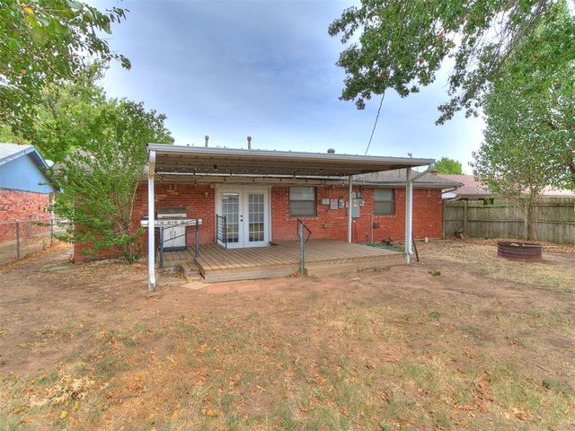 210 E Cherry Avenue, Yukon, OK 73099