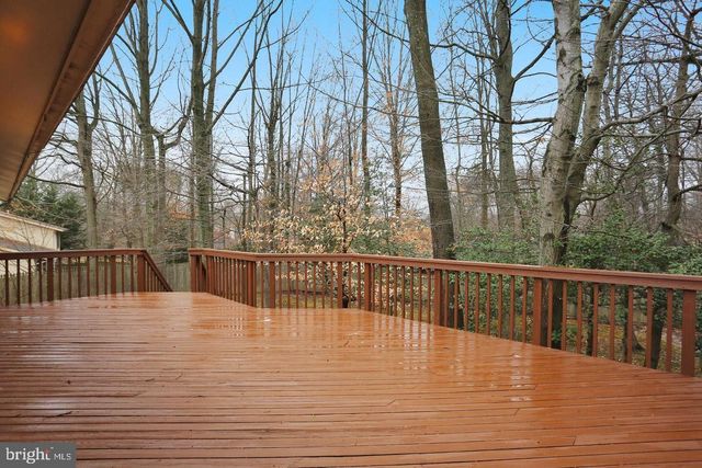 2519 OAKENSHIELD DR, Rockville, MD 20854