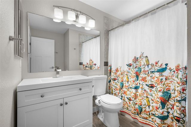 15083 E 43rd Avenue, Denver, CO 80239