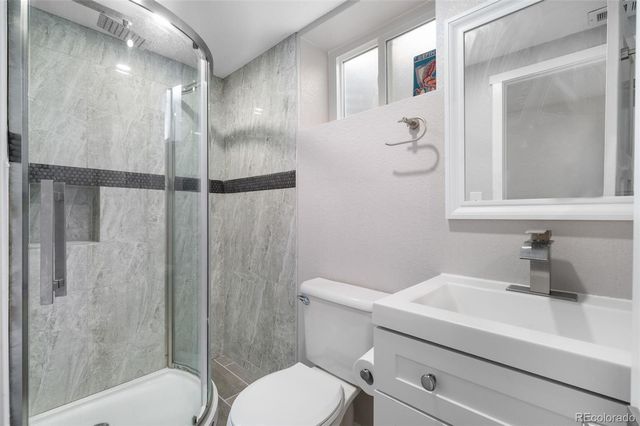 15083 E 43rd Avenue, Denver, CO 80239