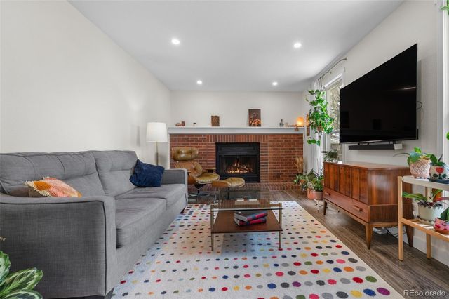 15083 E 43rd Avenue, Denver, CO 80239