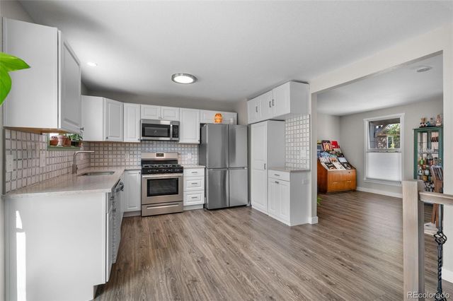 15083 E 43rd Avenue, Denver, CO 80239