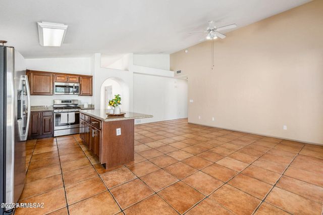 11161 N Par Drive, Oro Valley, AZ 85737