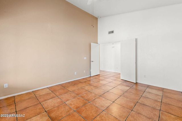 11161 N Par Drive, Oro Valley, AZ 85737