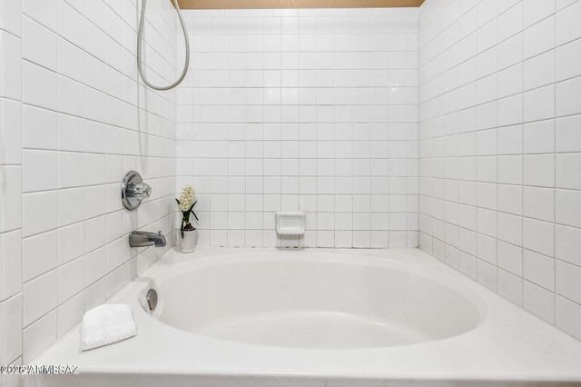 11161 N Par Drive, Oro Valley, AZ 85737