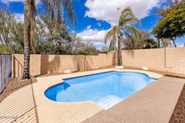 11161 N Par Drive, Oro Valley, AZ 85737