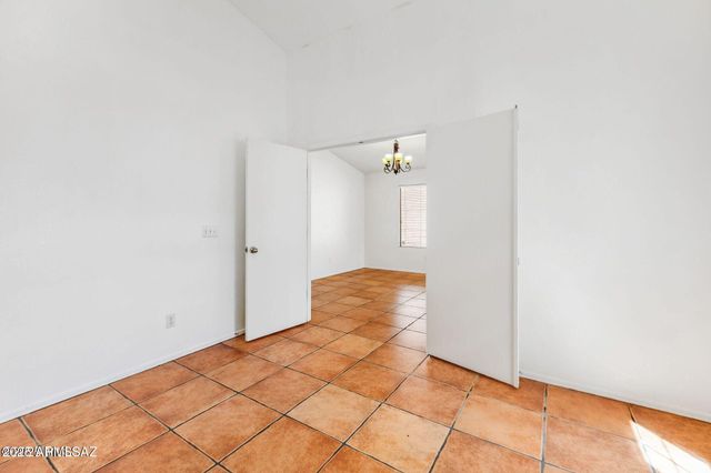 11161 N Par Drive, Oro Valley, AZ 85737