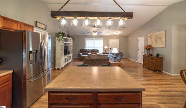 15 Cardo Lane, Fountain Inn, SC 29644