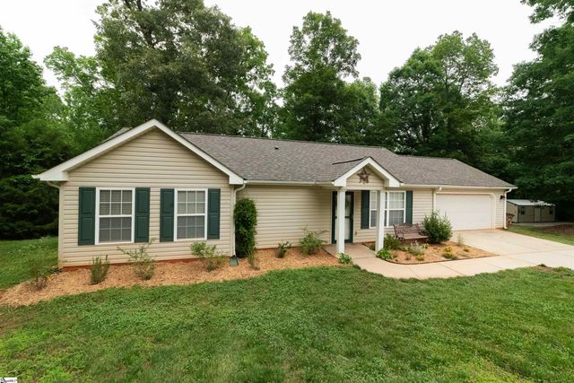 15 Cardo Lane, Fountain Inn, SC 29644