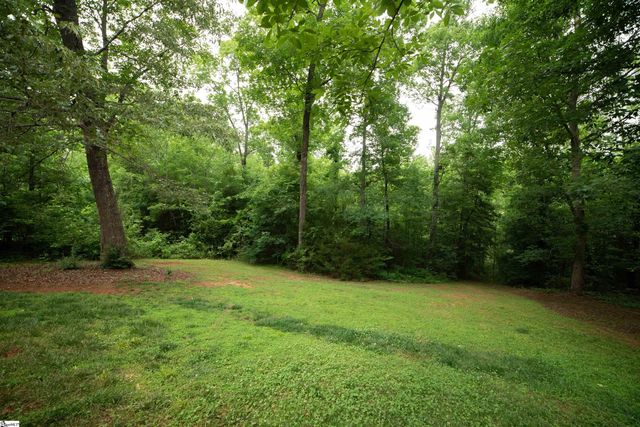15 Cardo Lane, Fountain Inn, SC 29644