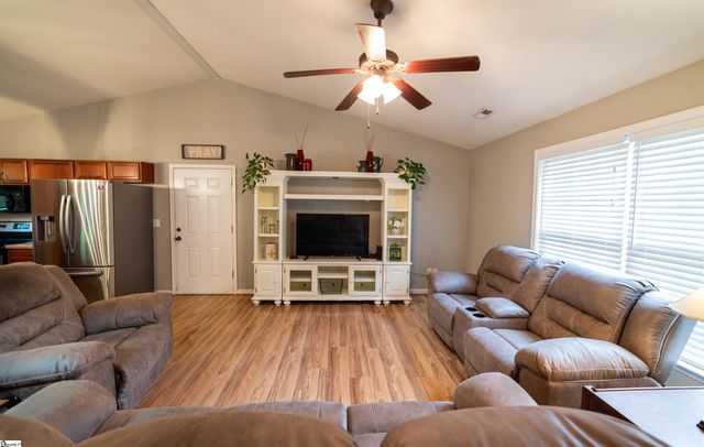 15 Cardo Lane, Fountain Inn, SC 29644