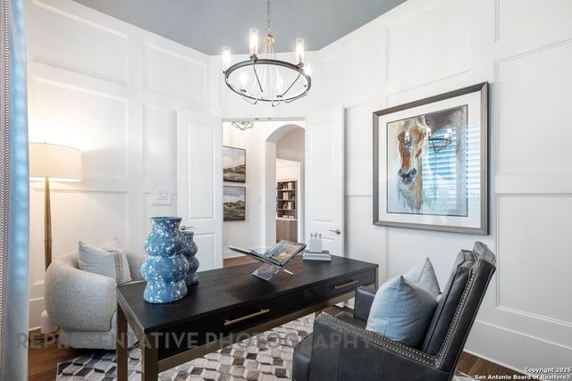 255 White Oak, Castroville, TX 78009