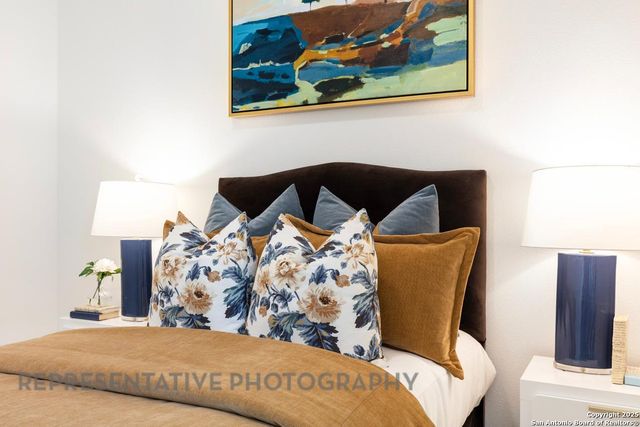 255 White Oak, Castroville, TX 78009