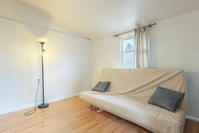 241 N 26th Street, Springfield, MI 49037