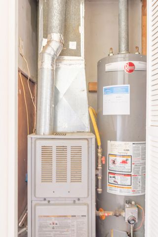 241 N 26th Street, Springfield, MI 49037