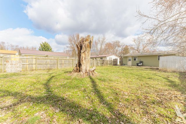 241 N 26th Street, Springfield, MI 49037