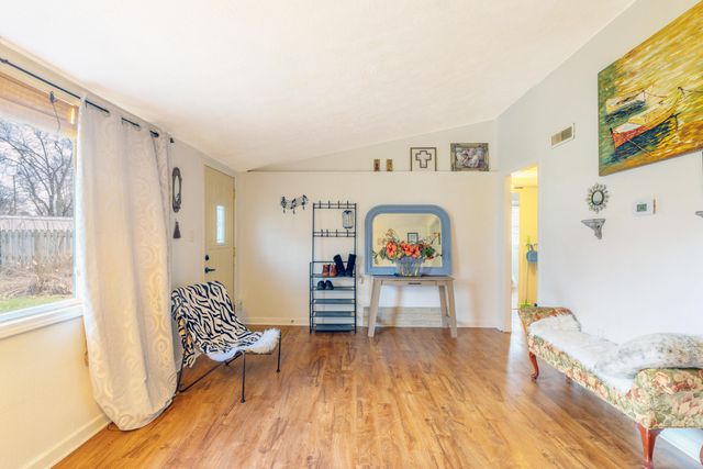 241 N 26th Street, Springfield, MI 49037