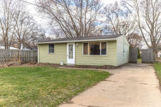 241 N 26th Street, Springfield, MI 49037