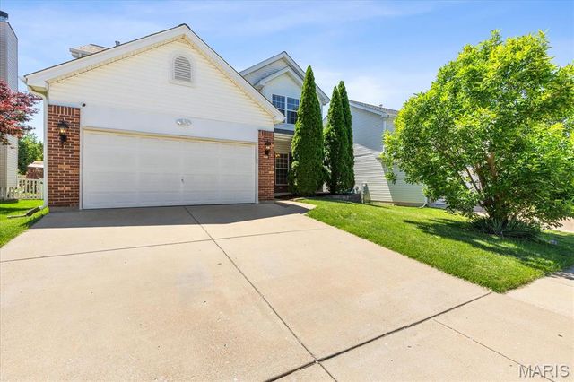 4380 Northpoint Circle, St Louis, MO 63129