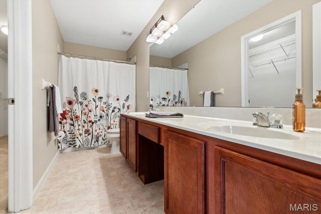 4380 Northpoint Circle, St Louis, MO 63129