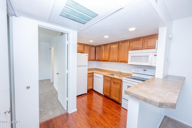 700 W UNIVERSITY Drive 220, Tempe, AZ 85281