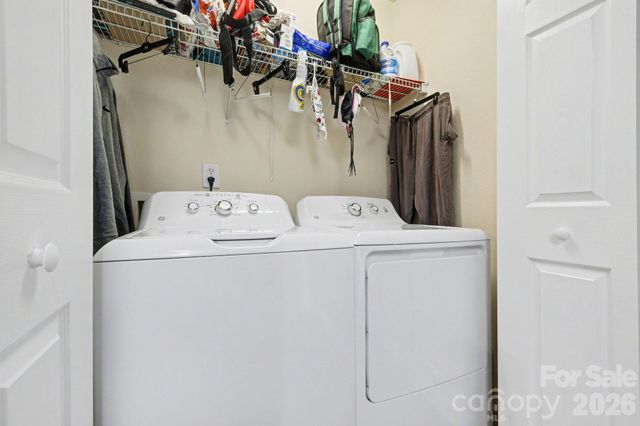 10420 Hugue Way, Charlotte, NC 28214