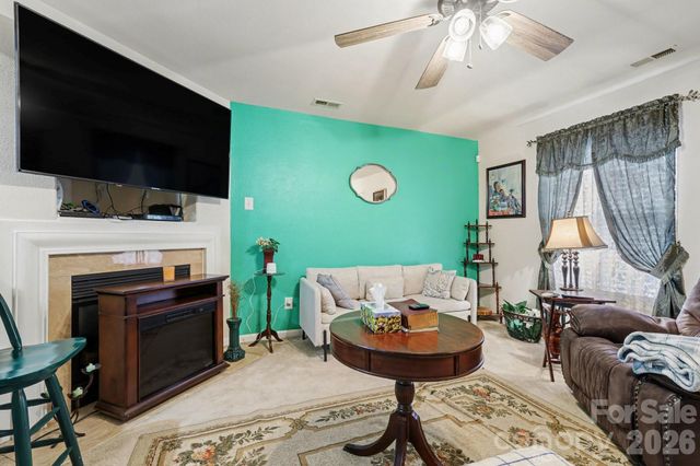 10420 Hugue Way, Charlotte, NC 28214