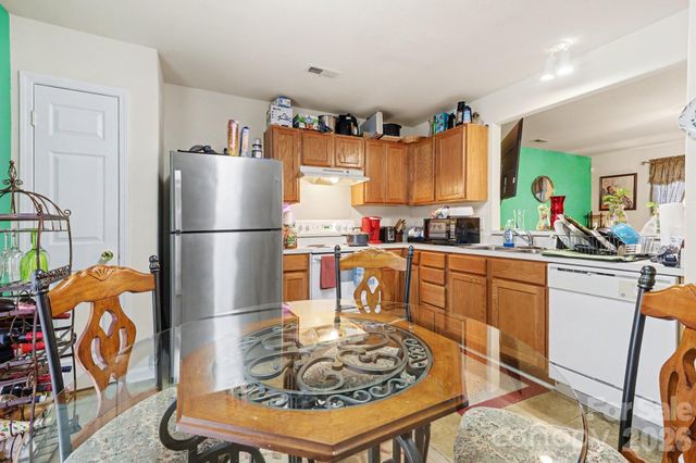 10420 Hugue Way, Charlotte, NC 28214