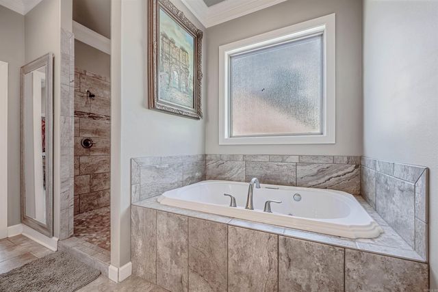 6 Commentry Drive, Little Rock, AR 72223