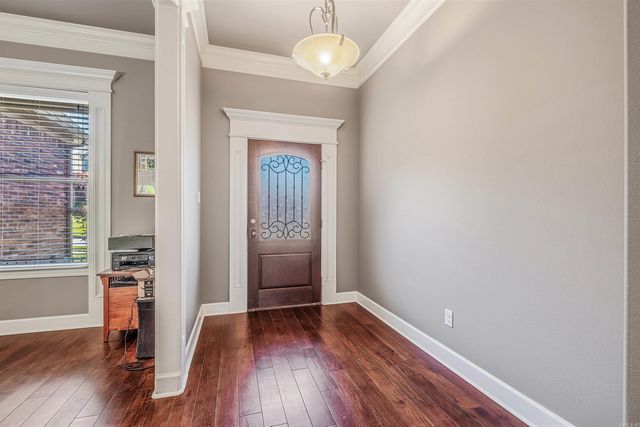 6 Commentry Drive, Little Rock, AR 72223