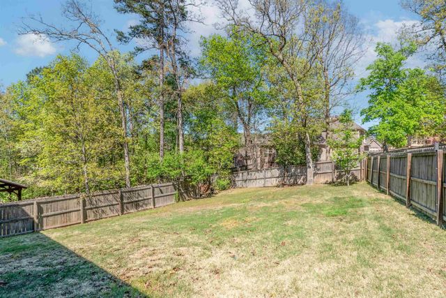 6 Commentry Drive, Little Rock, AR 72223