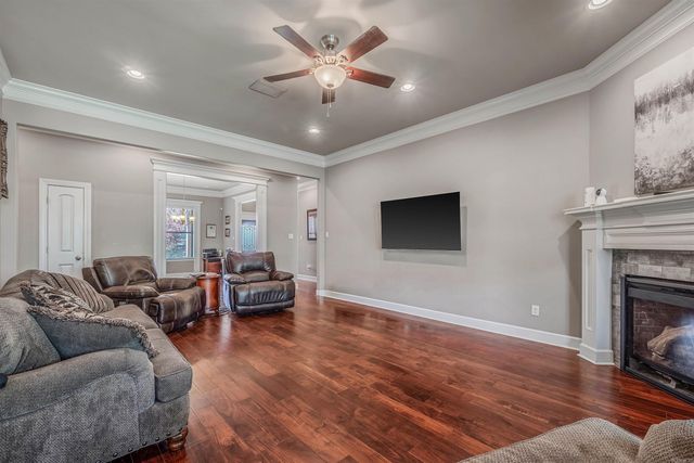 6 Commentry Drive, Little Rock, AR 72223