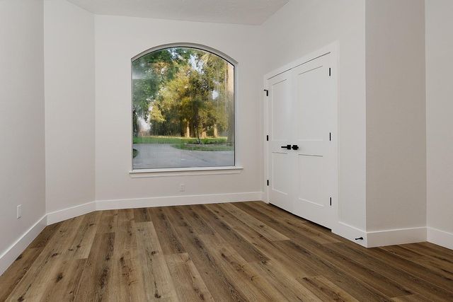 12412 Lake Vista Drive, Willis, TX 77318