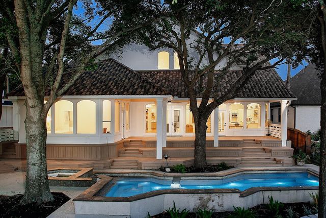 12412 Lake Vista Drive, Willis, TX 77318