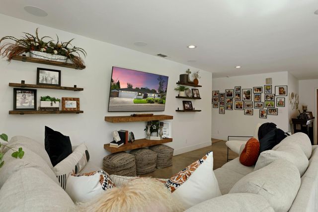 3602 Portage Cir, Stockton, CA 95219