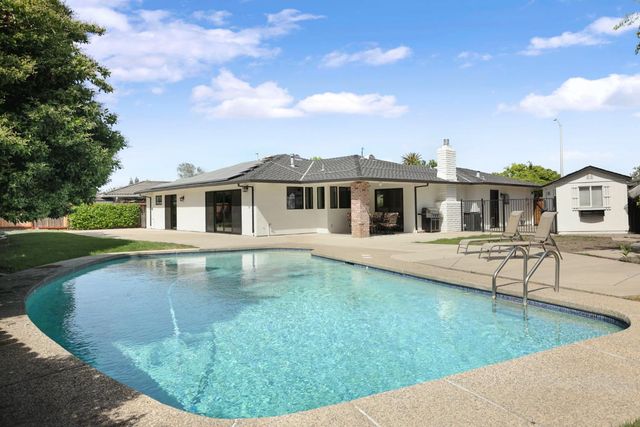 3602 Portage Cir, Stockton, CA 95219