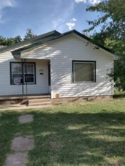 1616 SW Jefferson Ave, Lawton, OK 73501