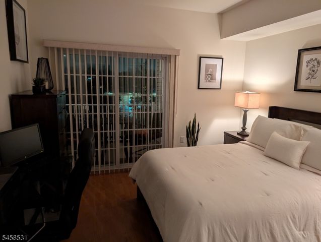4148 Cory Ln 4148, Elmwood Park Boro, NJ 07407