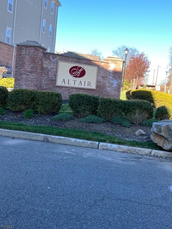 4148 Cory Ln 4148, Elmwood Park Boro, NJ 07407