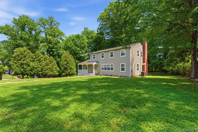 2 Mallard Drive, West Nyack, NY 10994