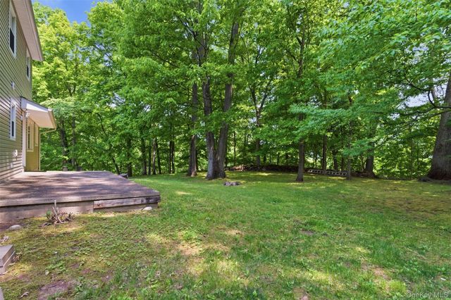 2 Mallard Drive, West Nyack, NY 10994