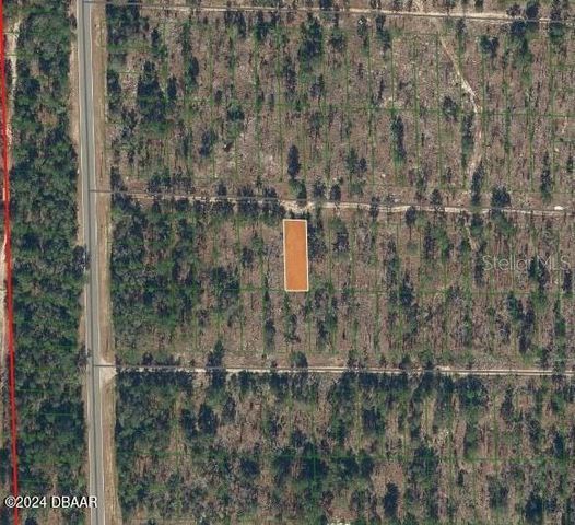 125 W Virginia Street, Hawthorne, FL 32640