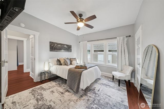 1829 Washington Avenue, Enumclaw, WA 98022