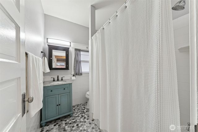 1829 Washington Avenue, Enumclaw, WA 98022