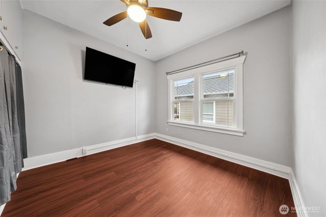 1829 Washington Avenue, Enumclaw, WA 98022