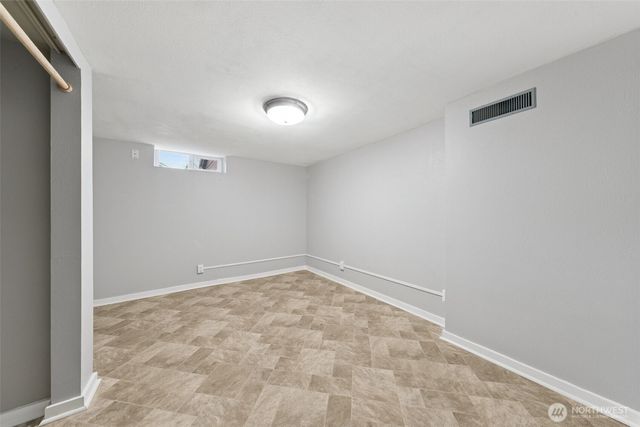 1829 Washington Avenue, Enumclaw, WA 98022