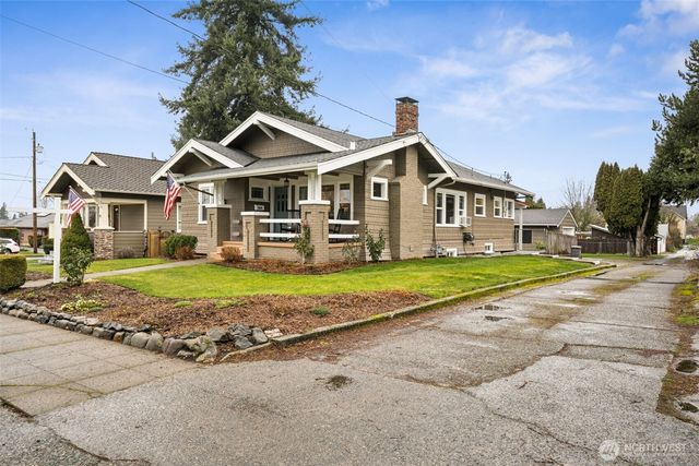 1829 Washington Avenue, Enumclaw, WA 98022