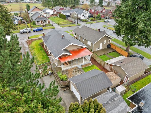 1829 Washington Avenue, Enumclaw, WA 98022